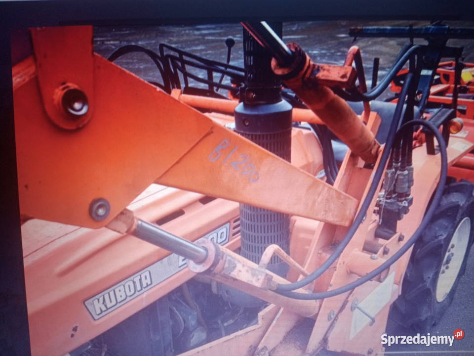 sprzedam zamiatarki uliczne traktory ogrodnicze Lublin