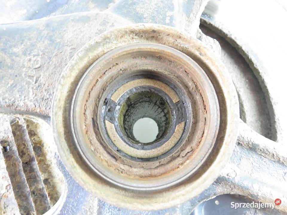 ZWROTNICA PIASTA PRZEDNIA PRAWA FEROZA 16 osobowe Zawieszenie i amortyzacja