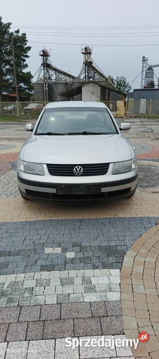 Volkswagen Passat 18 Turbo Wołów
