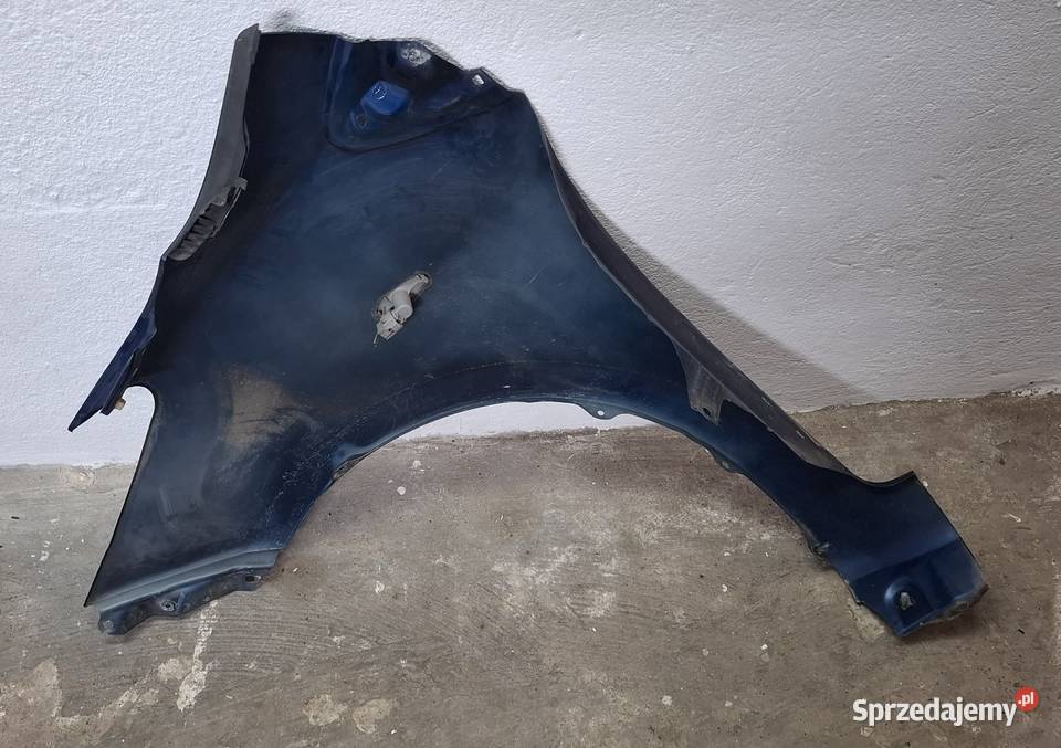 Błotnik Prawy Przód Toyota Yaris 2 Sandomierz