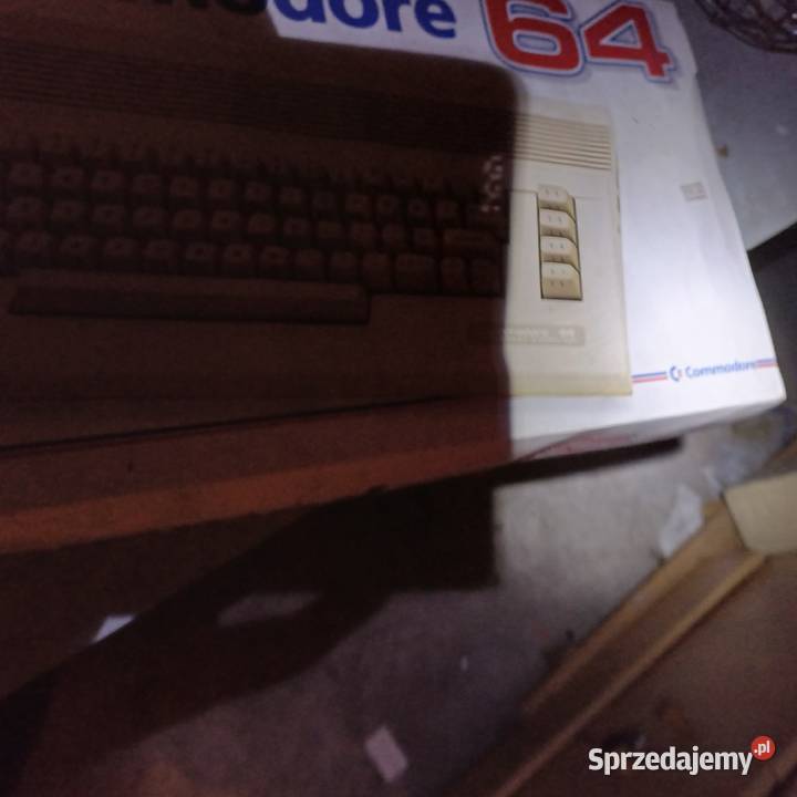 Commodore C 64 Komputery i Akcesoria wielkopolskie Konin