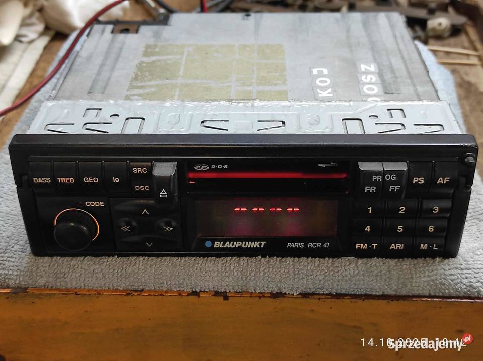 Radioodtwarzacz samochodowy Blaupunkt uszkodzony sprzedam