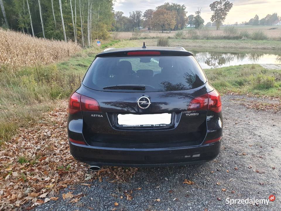 Opel Astra J 14 140 2011 benzyna Gliwice