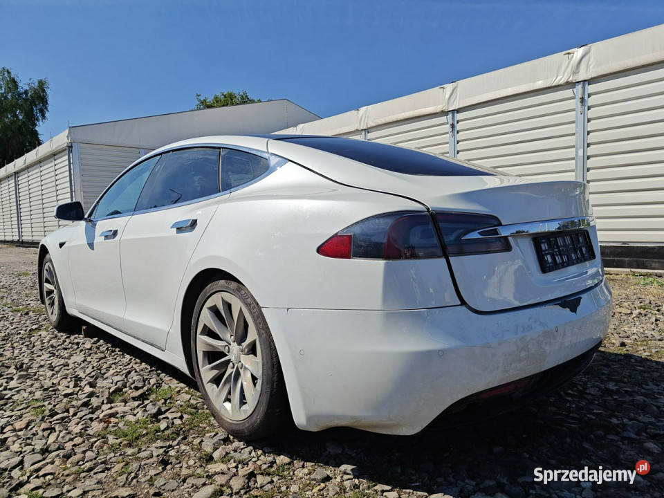 Tesla Model S Karczew