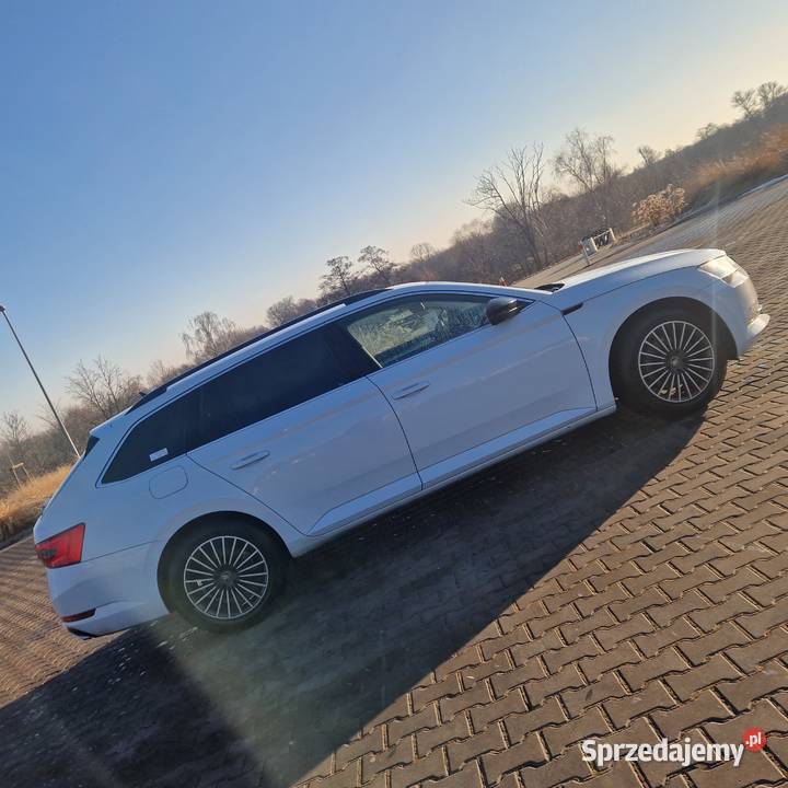Skoda superb 20tdi 2017r Automat virtual Zbiersk sprzedam