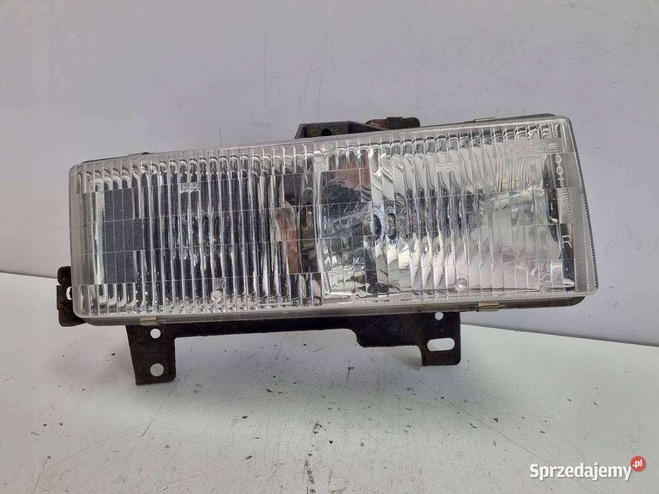 LAMPA PRAWA Chevrolet Van G20 PRZEDNIA prawy Chełm