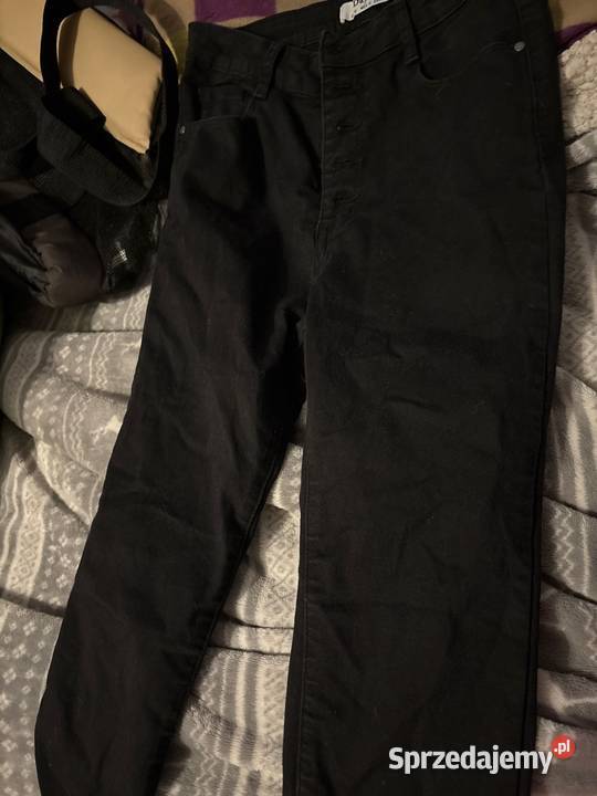 Spodnie dżinsowe czarne Krzeszów sprzedam