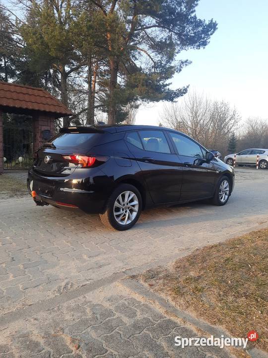 Sprzedam Opla Astrę K z 2018r 14 benzyna 125 Astra Puławy sprzedam
