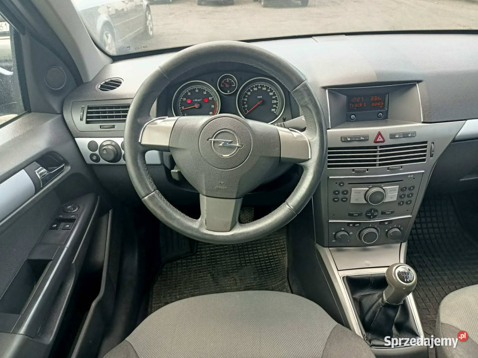Opel Astra Opel Astra 16 05r H 20042014 Tarnów