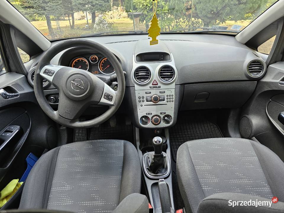 SPRZEDAM OPEL CORSA D 64600km wielkopolskie Konin sprzedam