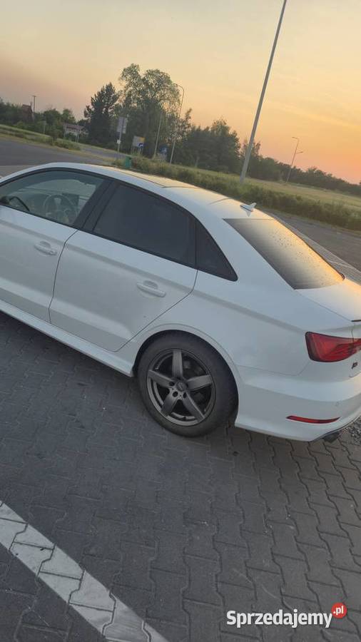 Audi a3 8v sedan quattro stronic 20tfsi