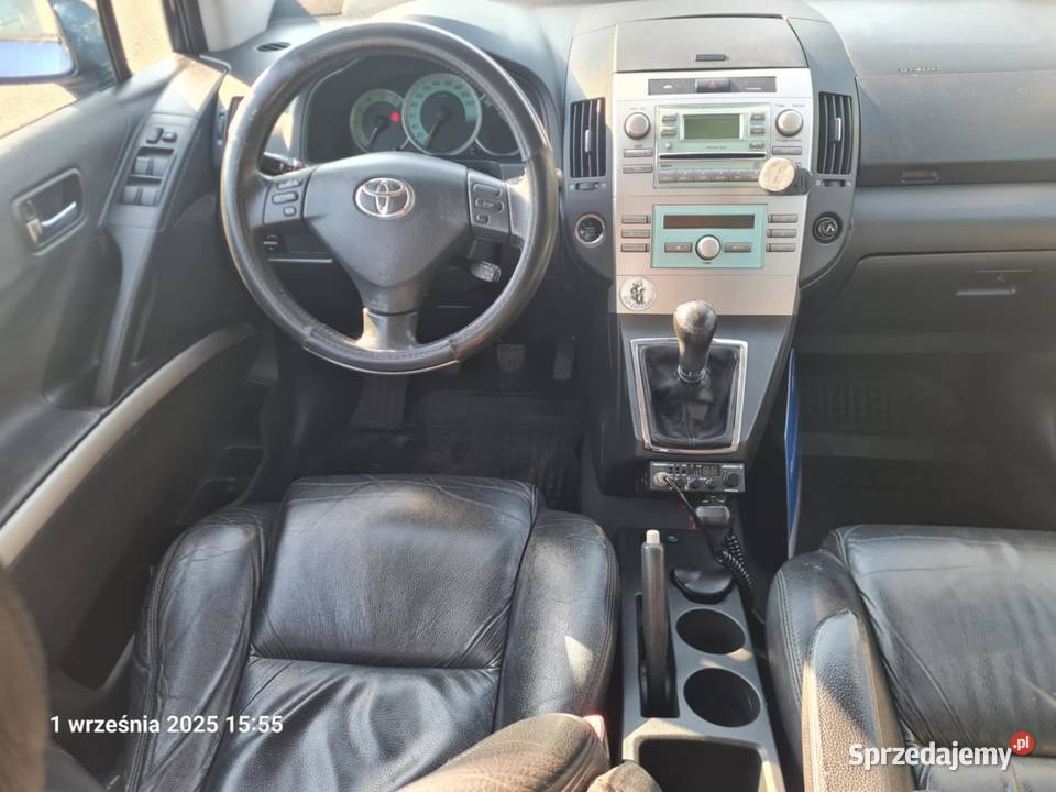 COROLLA VERSO ładna 7 osobowa 2005r