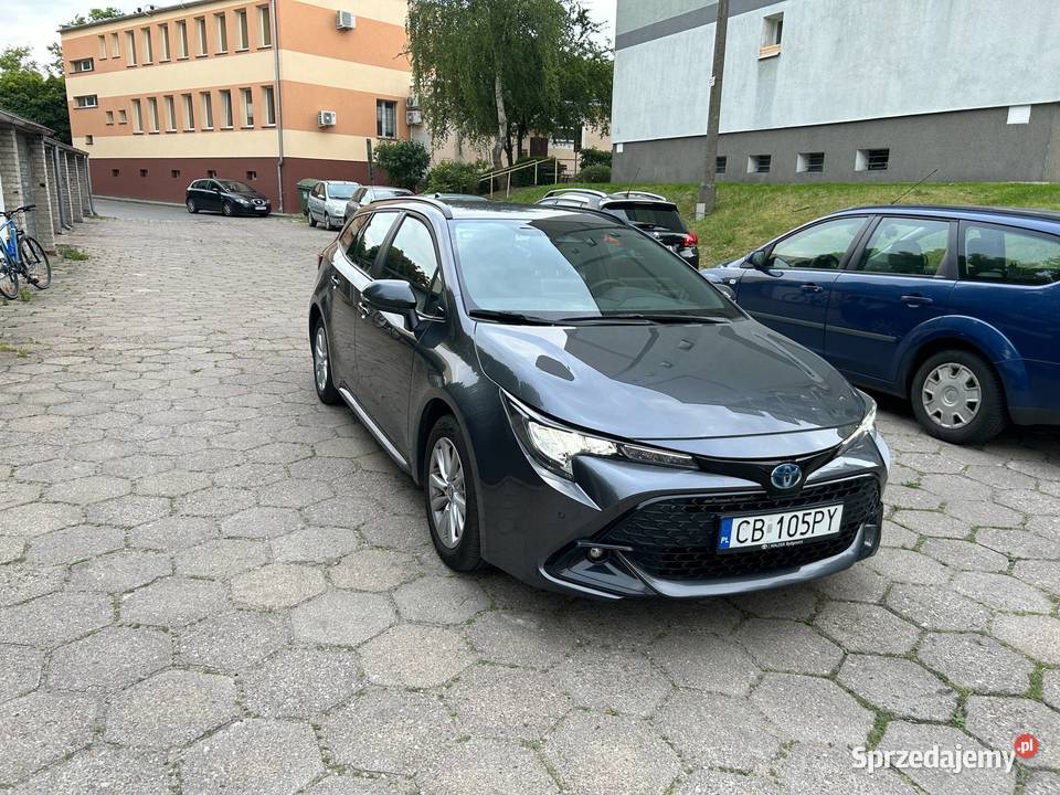 Toyota Corolla Hybrid 20 Chodzież sprzedam