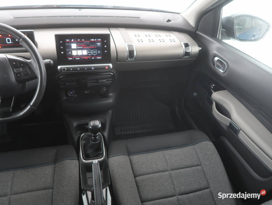 Citroen C4 Cactus 12 PureTech światła do jazdy dziennej Bielany Wrocławskie