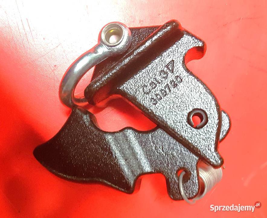 309720 Zatrzask zamykający haka dolnego ramienia Części i osprzęt rolniczy Sulechów sprzedam