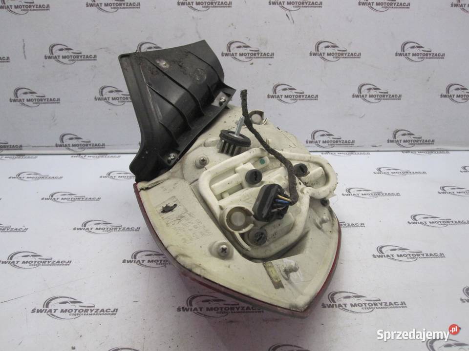 OPEL ASTRA J 10r lampa prawa tył 13306460