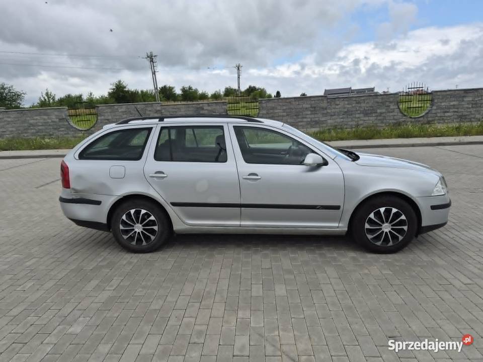 SKODA OCTAVIA z hakiem na dojazdy 2008r Grajewo sprzedam