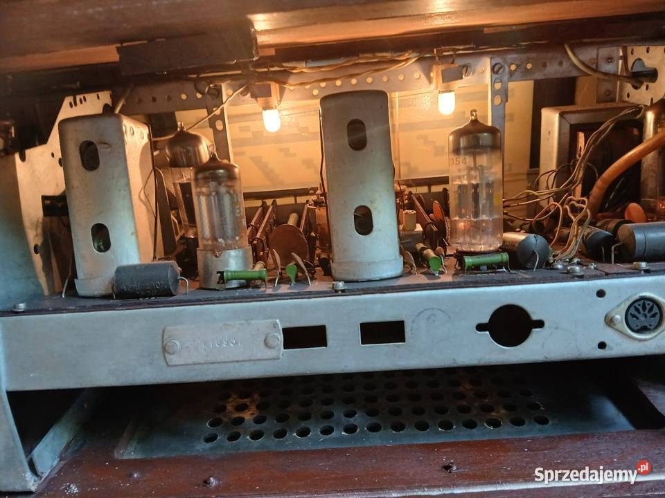 Radio lampowe z lat 60 tych Amplitunery Kraków