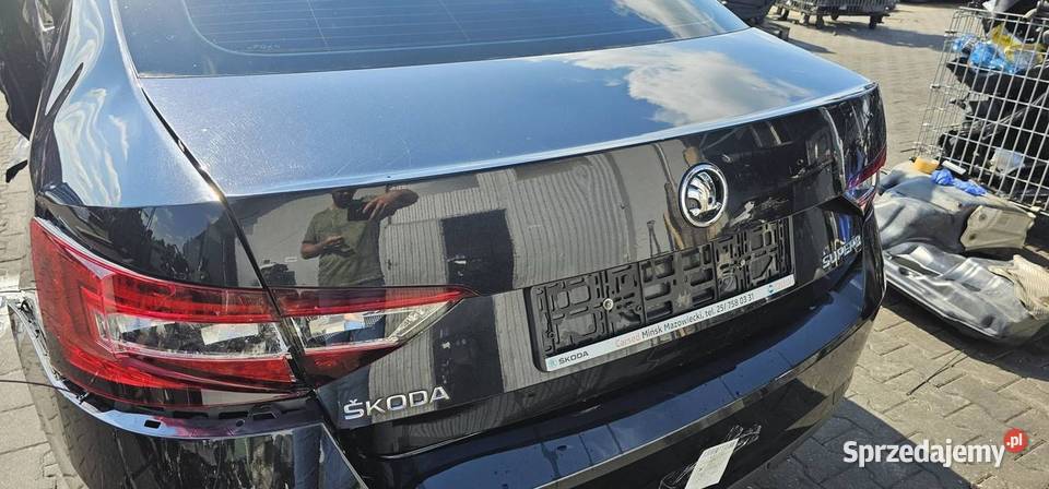 KLAPA TYŁ SKODA SUPERB III LF9R HATCHBACK
