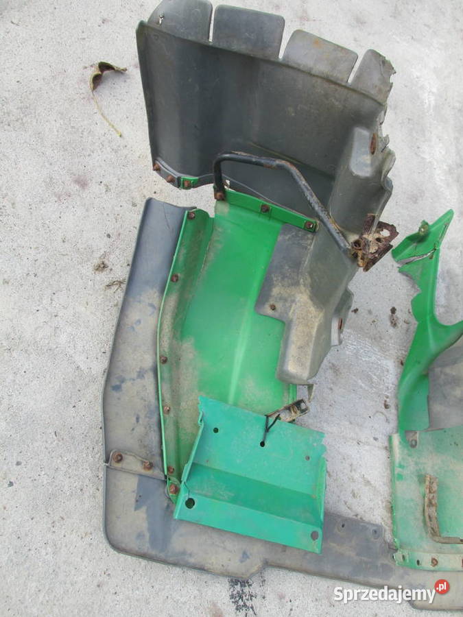 Poszerzenie z plastikiem przednim KLF 400 4x4 Części motocyklowe Sandomierz sprzedam