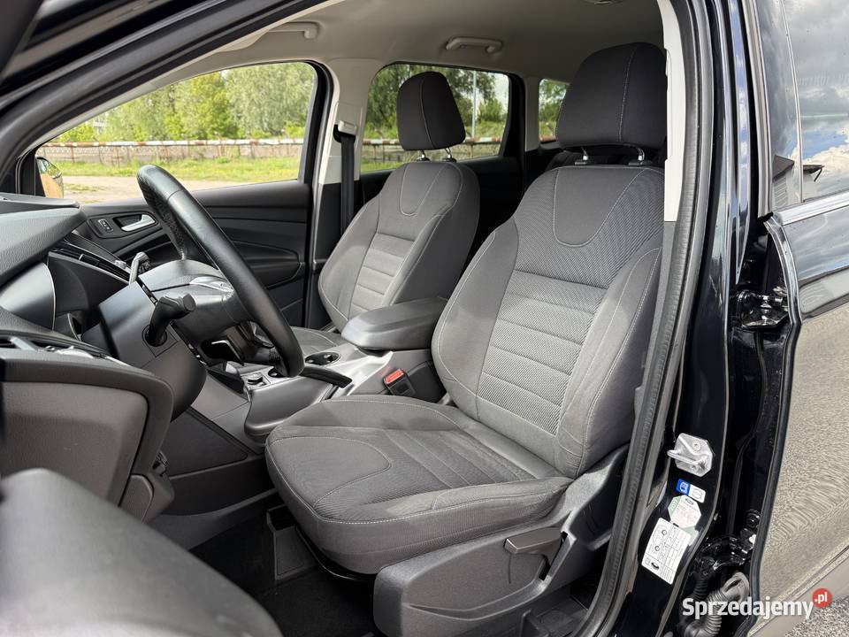 Ford Kuga 15 BENZYNA Klimatronik Nawigacja Rok produkcji 2015 Konin sprzedam