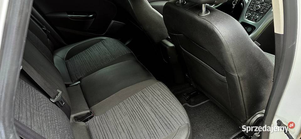 Opel Astra J 14 benzyna 120 super stan tech Czeladź