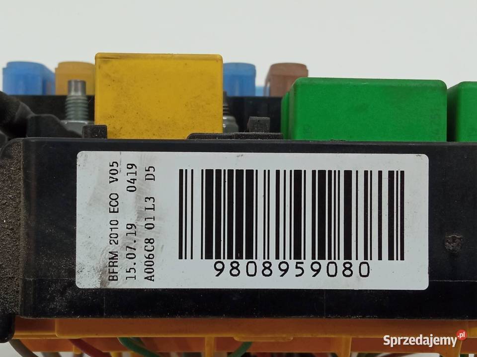 SKRZYNKA BEZPIECZNIKÓW 9808959080 20 HDI 176