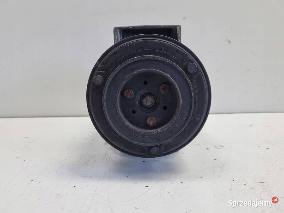 Volvo V70 III XC70 II 24 D5 SPRĘŻARKA