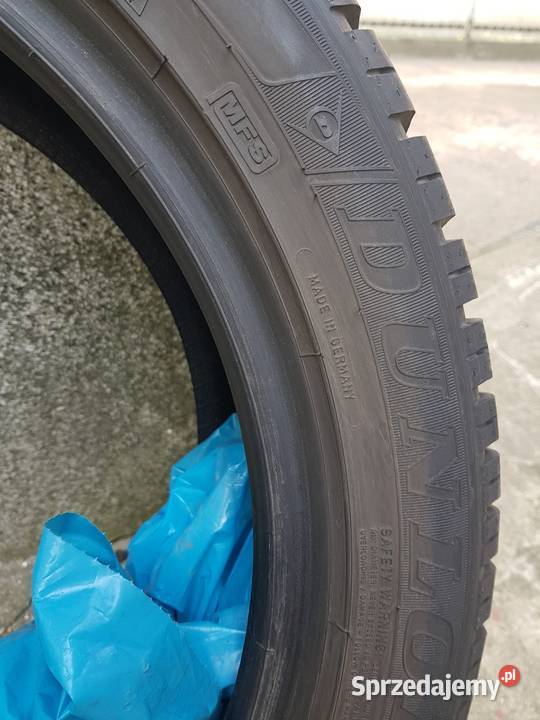 Dunlop SP winter SPORT 22550R18 99H