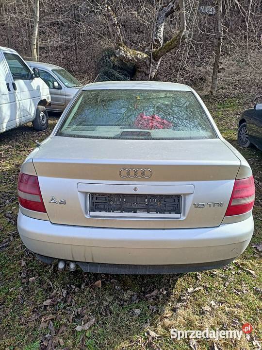 Audi A4 B5 lift 19 TDI części Rok produkcji 2000 Części samochodowe Tarnów