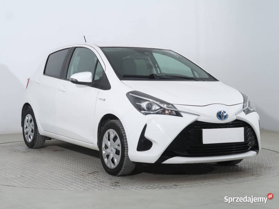 Toyota Yaris 15 Hybrid Piaseczno sprzedam