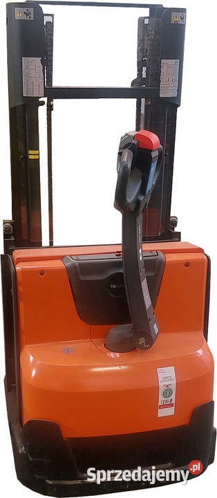 Toyota SWE200D paleciak elektryczny z masztem Opalenica