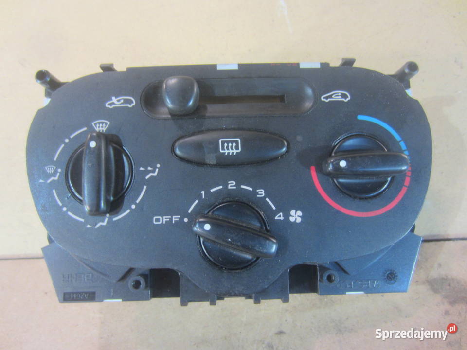 panel nawiewu klimatyzacji peugeot 206 Szczecin