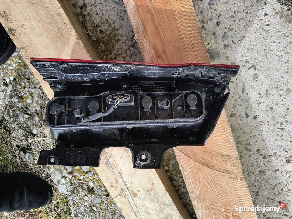 MERCEDES VITO V KLASA VITO 447 LAMPA TYL PRAWA podkarpackie Wilcza Wola sprzedam