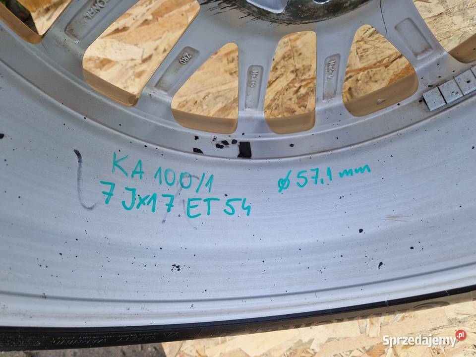 VW FELGI ALUMINIOWE ET54 7Jx17 571mm 1K0601025AN aluminiowe Słowikowo