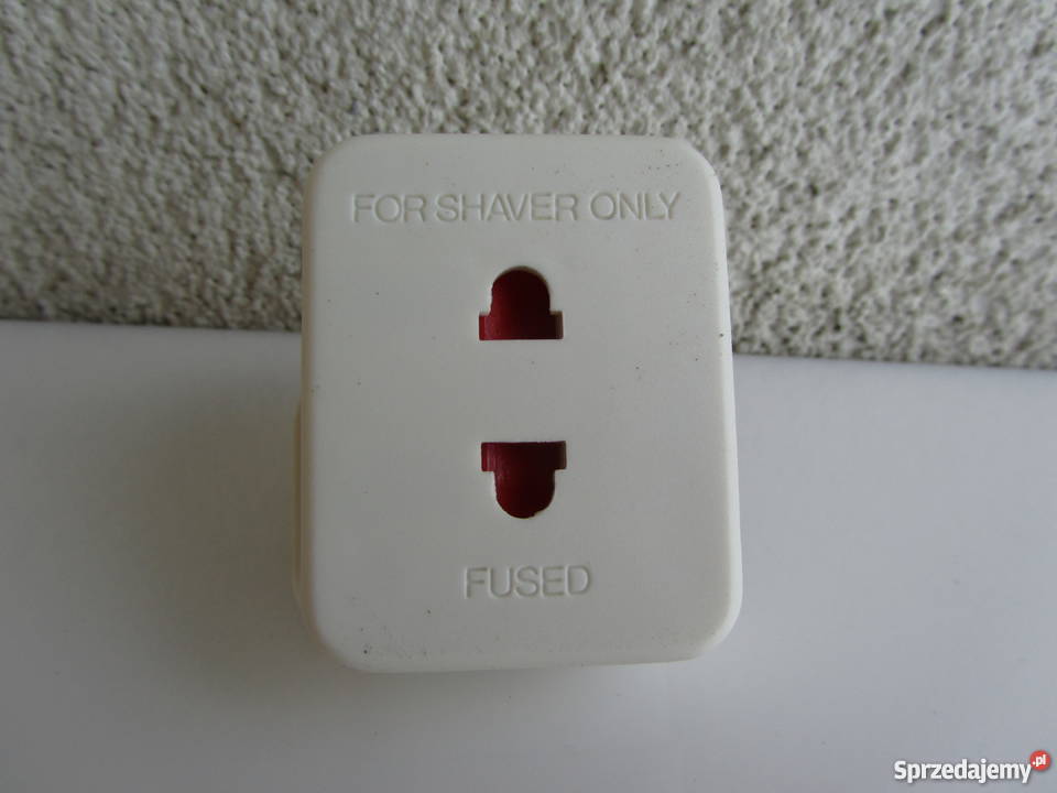 Adapter podróżny UK typ BS 13633 bezpiecznik 1A Olecko