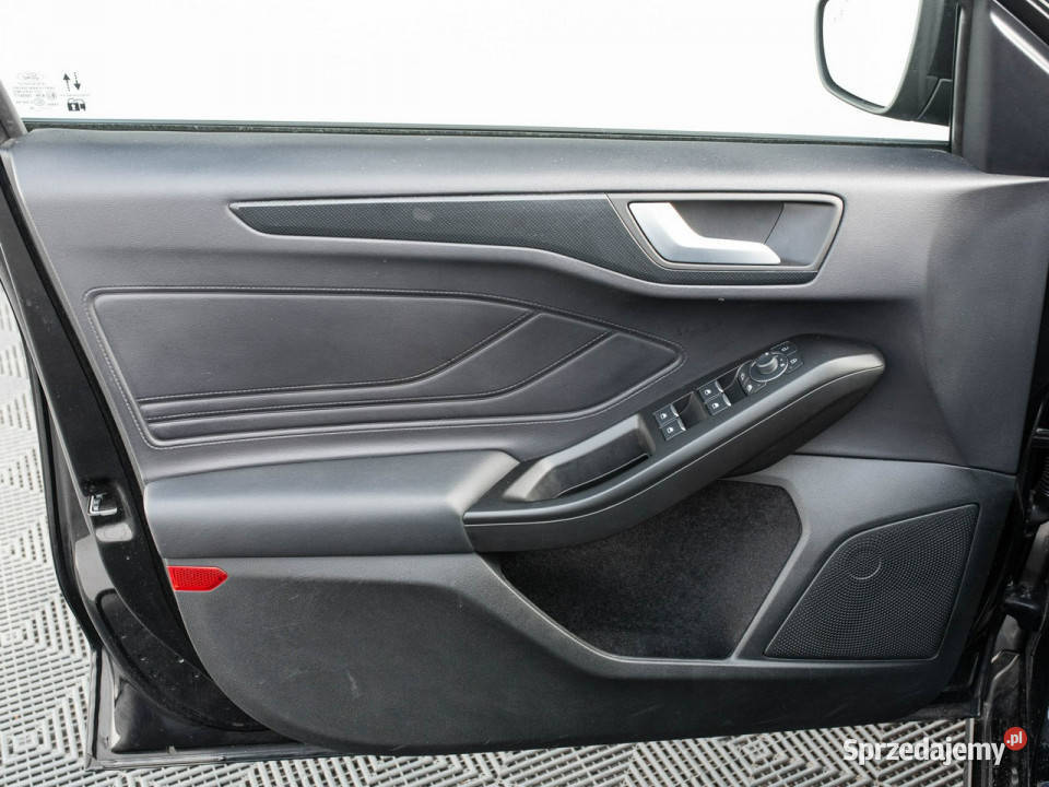 Ford Focus WD8544T23 EcoBoost ST X Pakiet zimowy czujnik parkowania Pępowo