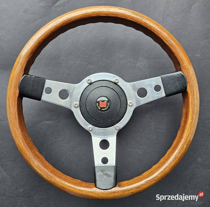 Drewniana kierownica Mountney Motor Products Bydgoszcz