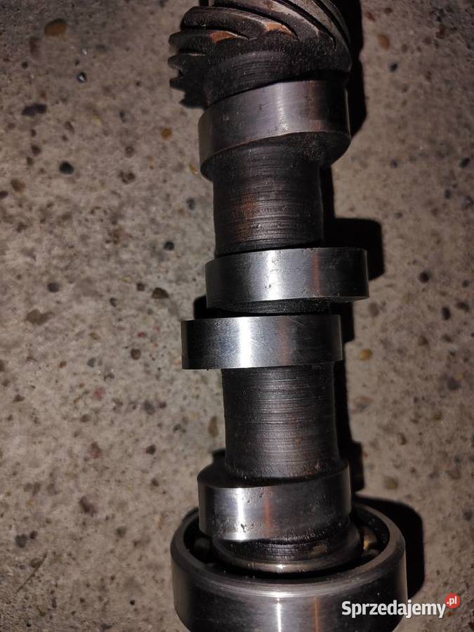 Wałek rozrządu K750 Leszno