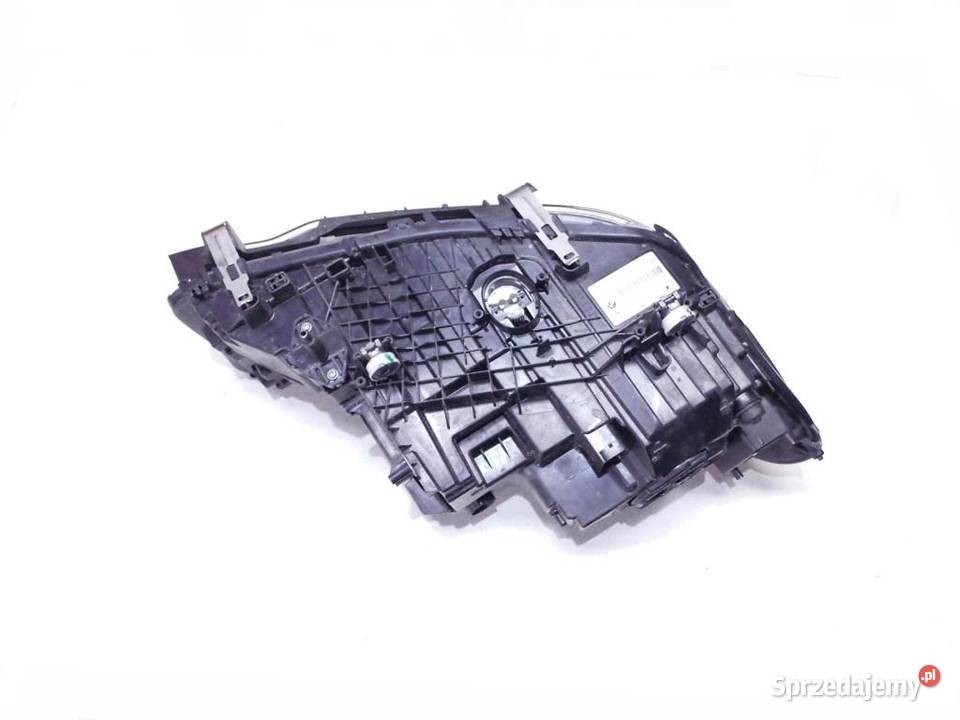 Lampa reflektor lewy przód BMW 5 G30 G31