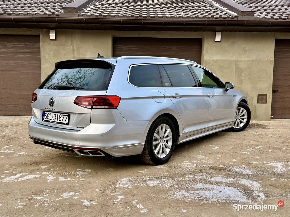 VW Passat 20 TDI 200 4 Motion HAK kamera 360 srebrny Będzin