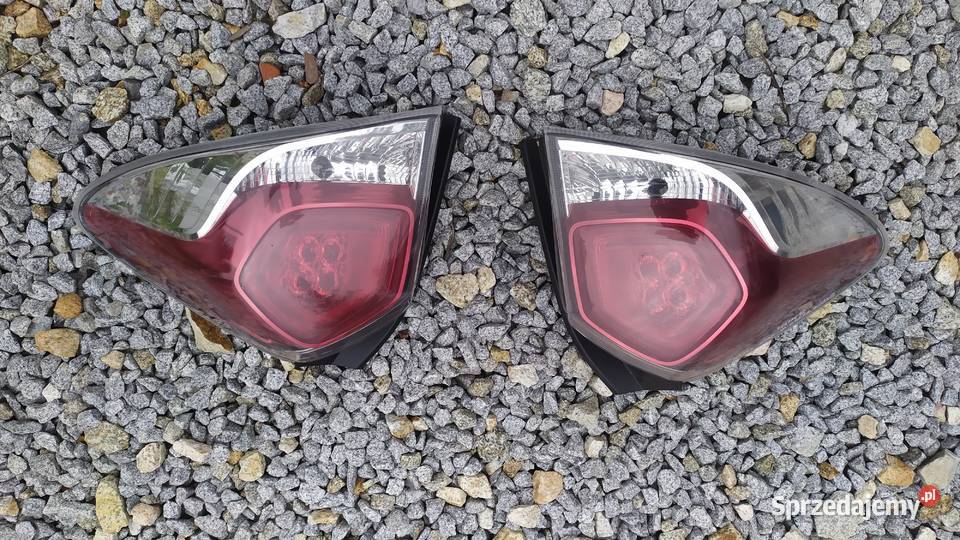 Toyota verso s 2015 2016 lampa tył lewa prawa dolnośląskie Wrocław