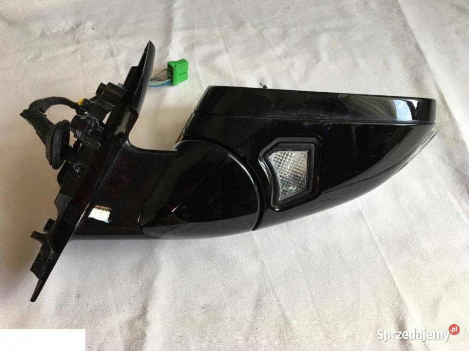 VOLVO V40 XC40 LUSTERKO PRAWE 8PIN Kozubszczyzna sprzedam
