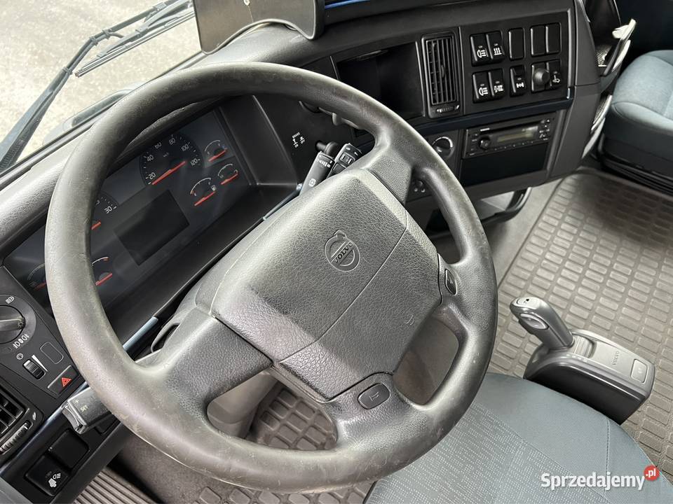 Volvo FH13500EEVStandard Automat welurowa tapicerka Miechów