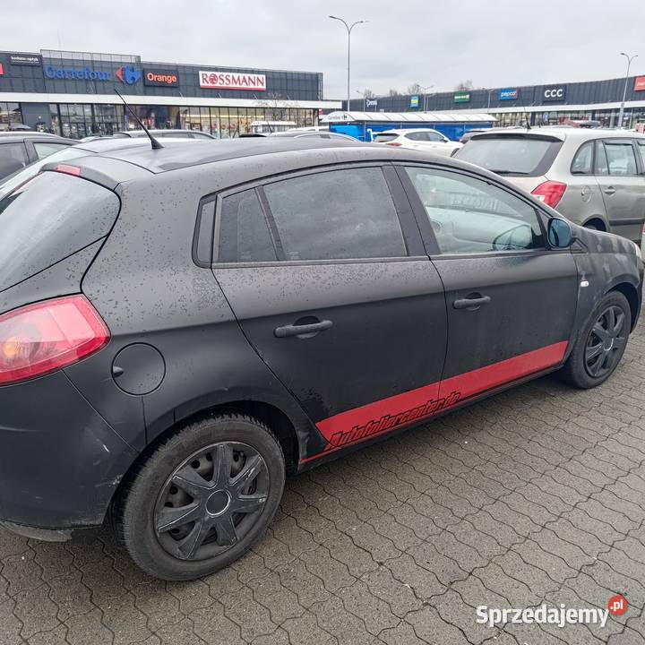 Fiat Bravo II z LPG 14 matowy odnowione OC a ta Częstochowa