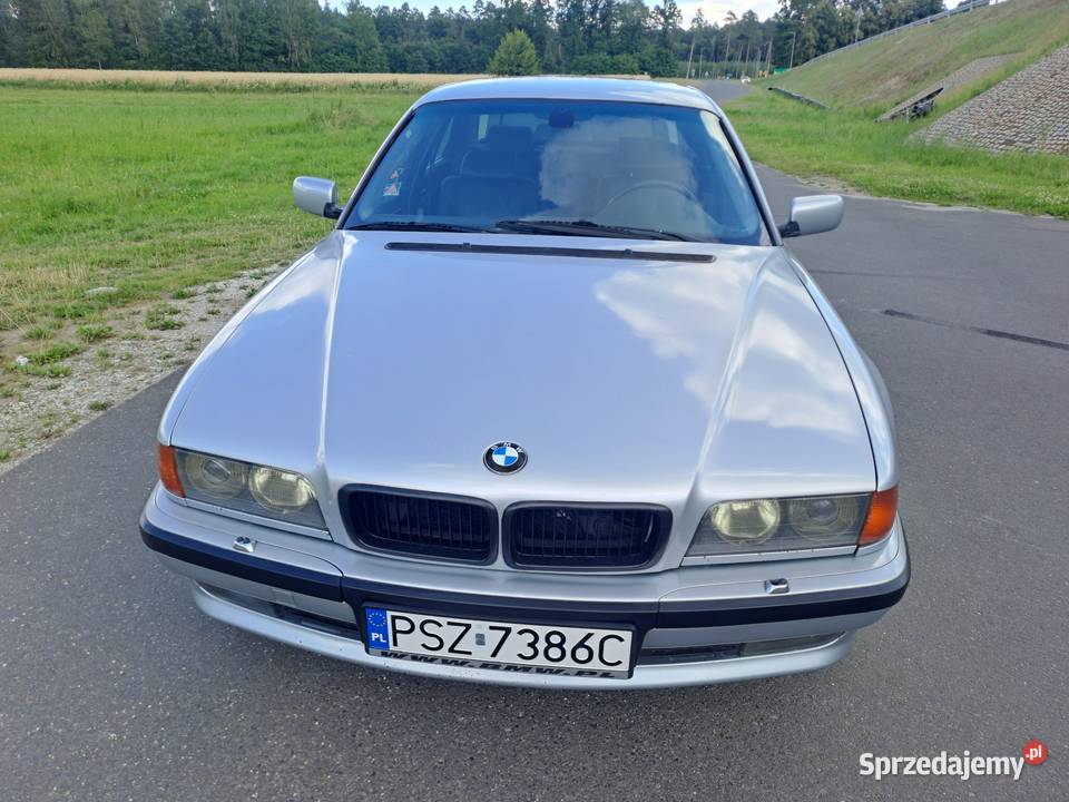 BMWE38 735i V 8 Shadowline asystent parkowania Wronki