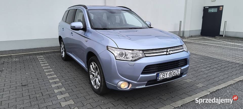 Mitsubishi Outlander Mitsubishi Outlander PHEV 2cm3 Dobrcz