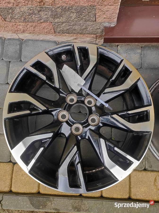 sprzedam felgi aluminiowe 18 calowe