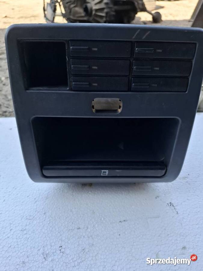 Uchwyt Na Kubki Mercedes Vito W638 Wisznice