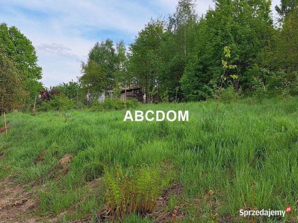 Świątniki Górne działka z mediamiurocze miejsce utwardzona